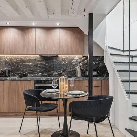 Apartament Duplex Parisien Pres Du Louvre Zewnętrze zdjęcie