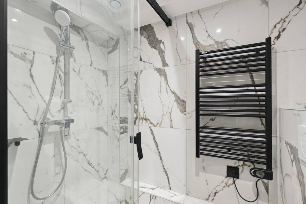 Apartament Duplex Parisien Pres Du Louvre Zewnętrze zdjęcie